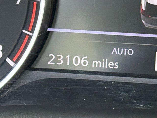 Photo of 2024 Scarlet Ember Tintcoat Nissan Rogue