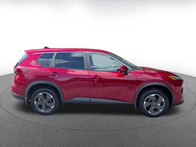 Photo of 2024 Scarlet Ember Tintcoat Nissan Rogue