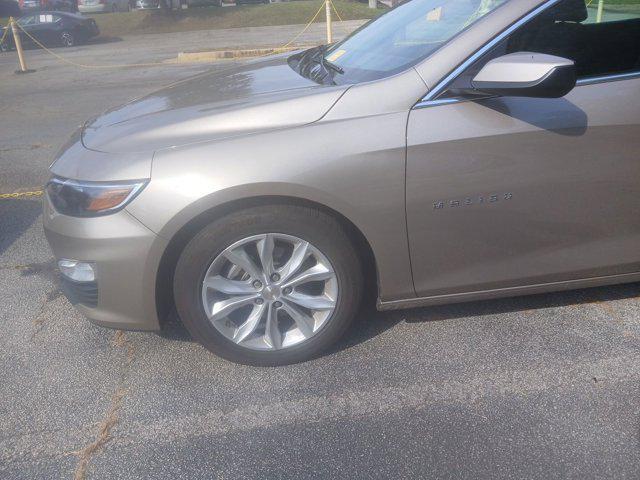 Photo of 2024 Mineral Gray Metallic Chevrolet Malibu
