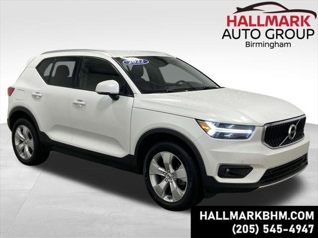 2022 Volvo XC40