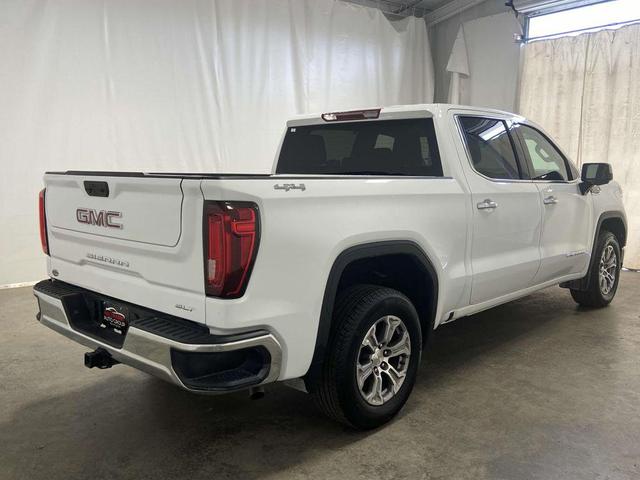 Photo of 2025 Summit White GMC Sierra 1500