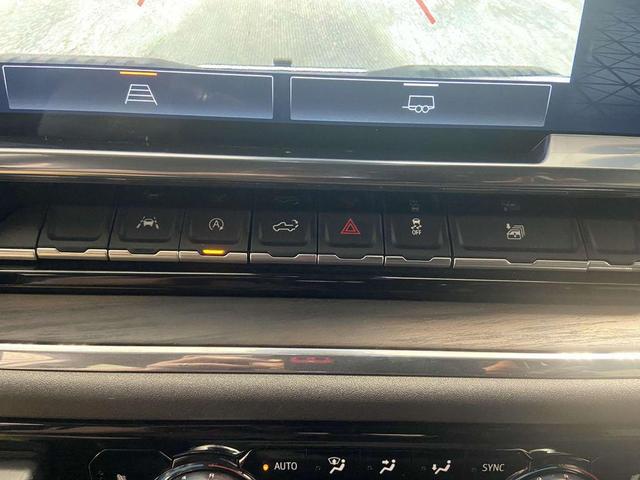 Photo of 2025 Summit White GMC Sierra 1500