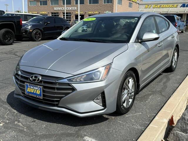 Photo of 2020 Stellar Silver Hyundai ELANTRA