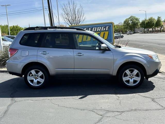 Photo of 2010 Steel Silver Me Subaru Forester