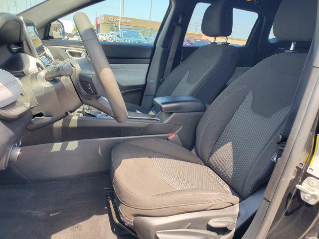 Photo of 2023 Diamond Black Crystal Pearlcoat Jeep Compass