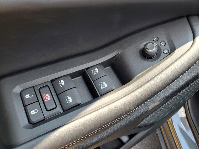 Photo of 2025 Baltic Gray Metallic Clearcoat Jeep Grand Cherokee L
