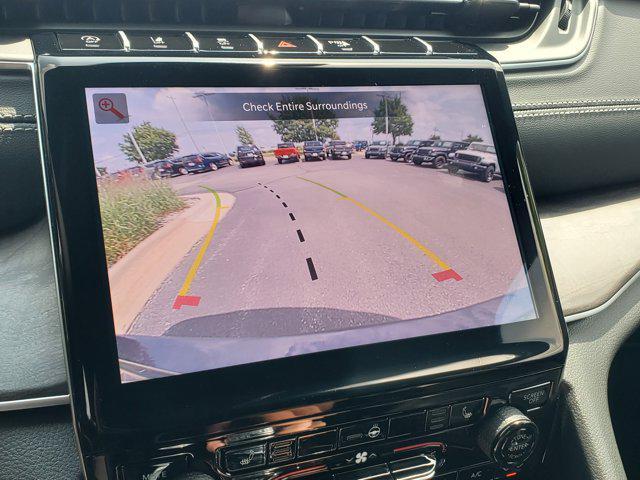Photo of 2025 Baltic Gray Metallic Clearcoat Jeep Grand Cherokee L