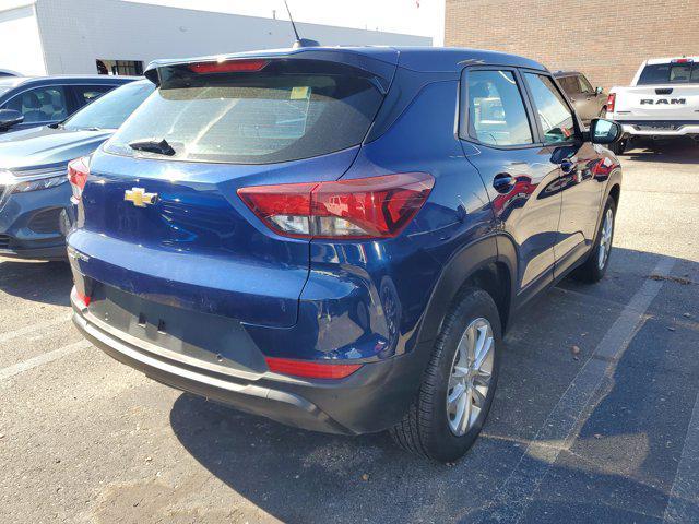 Photo of 2022 Blue Glow Metallic Chevrolet Trailblazer