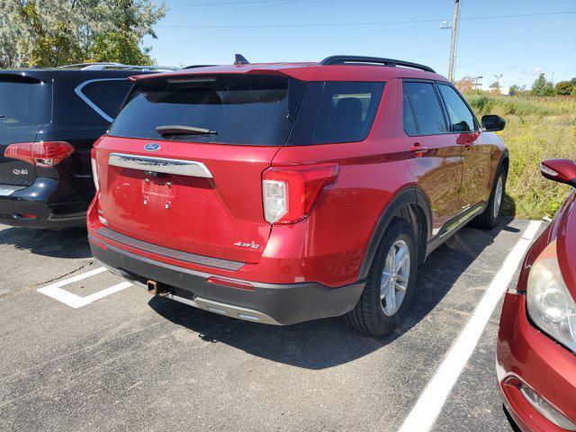 Photo of 2021 Rapid Red Metallic Tinted Clearcoat Ford Explorer