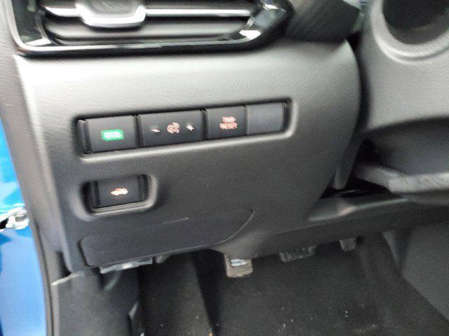 Photo of 2025 Electric Blue Metallic/Super Black Nissan Sentra