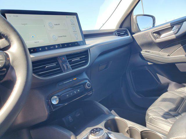 Photo of 2024 Silver Metallic Ford Escape