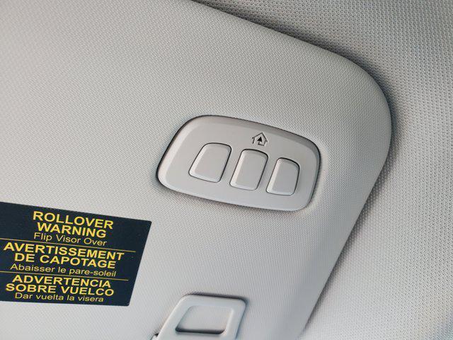 Photo of 2024 Silver Metallic Ford Escape