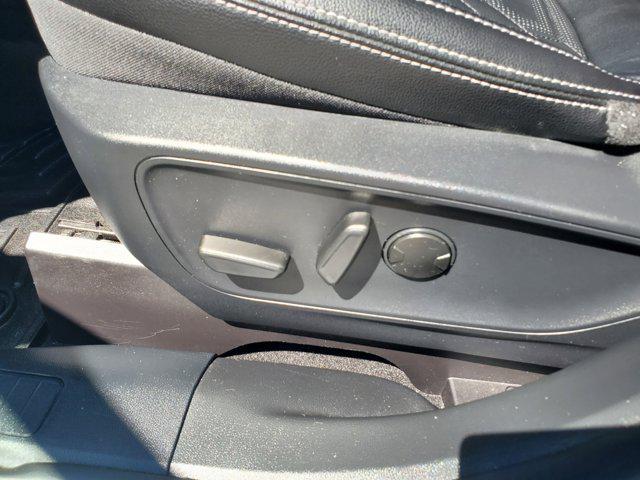 Photo of 2024 Silver Metallic Ford Escape