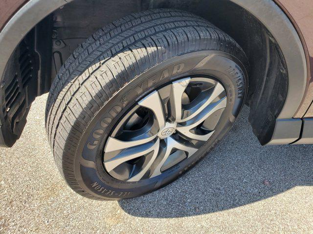 Photo of 2018 Black Currant Metallic Toyota RAV4