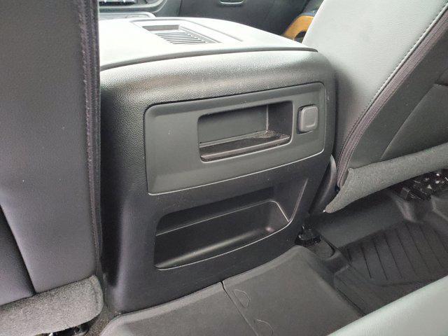 Photo of 2018 Black Chevrolet Silverado 1500