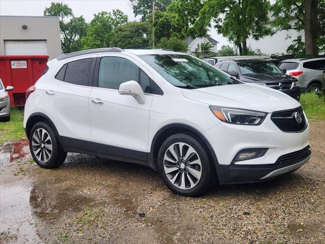 Photo of 2018 Summit White Buick Encore