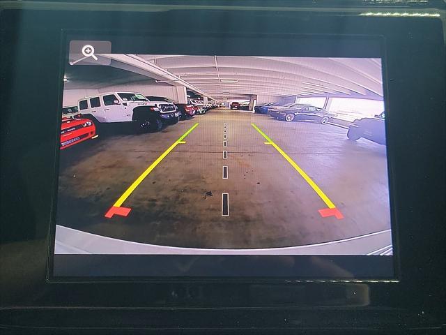 Photo of 2025 Bright White Clearcoat Jeep Grand Cherokee