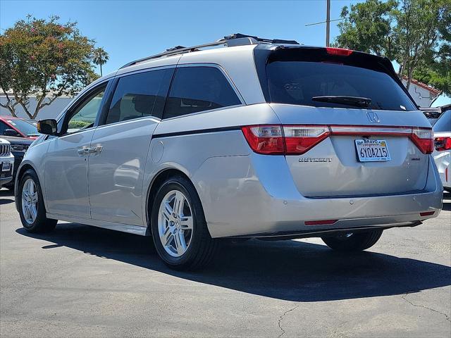 Photo of 2012 Alabaster Silver Metallic Honda Odyssey