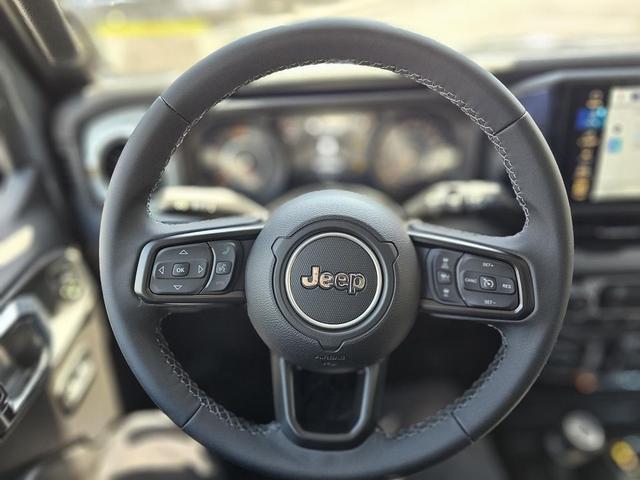 Photo of 2025 Anvil Clearcoat Jeep Wrangler