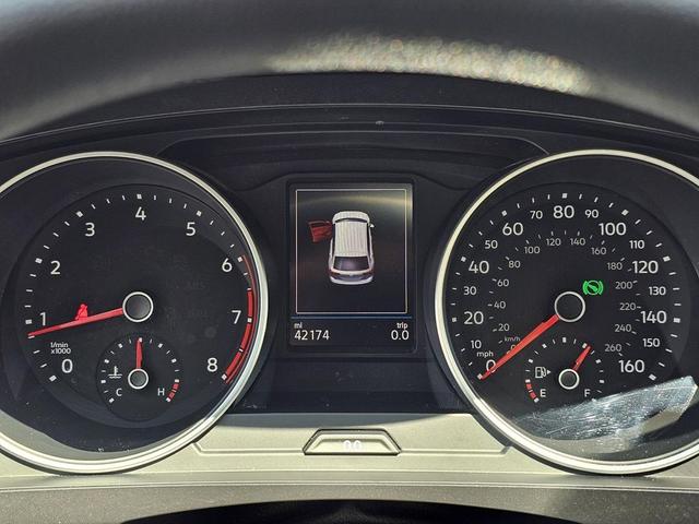 Photo of 2019 Blue Metallic Volkswagen Tiguan