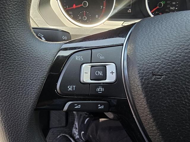 Photo of 2019 Blue Metallic Volkswagen Tiguan