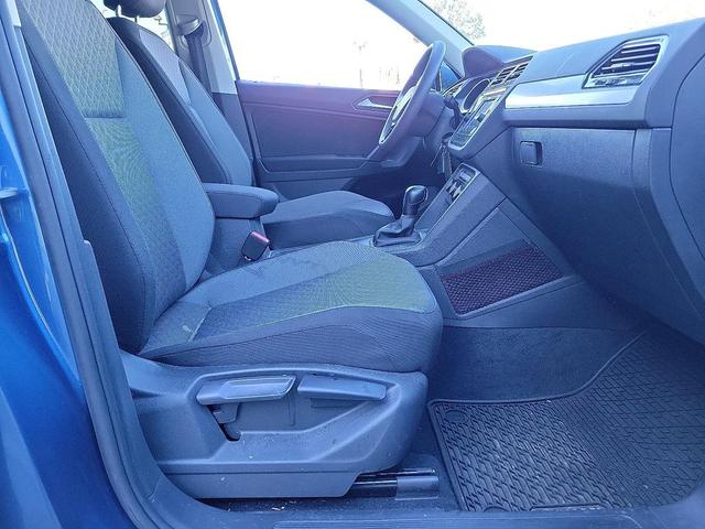 Photo of 2019 Blue Metallic Volkswagen Tiguan