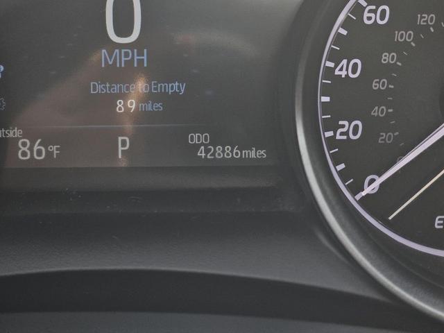 Photo of 2024 Ice Cap Toyota Camry Hybrid