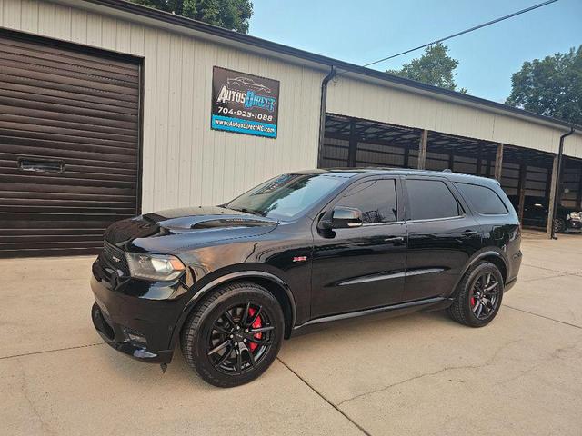 Photo of 2018 DB Black Clearcoat Dodge Durango
