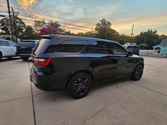 Photo of 2018 DB Black Clearcoat Dodge Durango