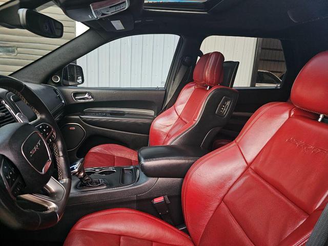 Photo of 2018 DB Black Clearcoat Dodge Durango
