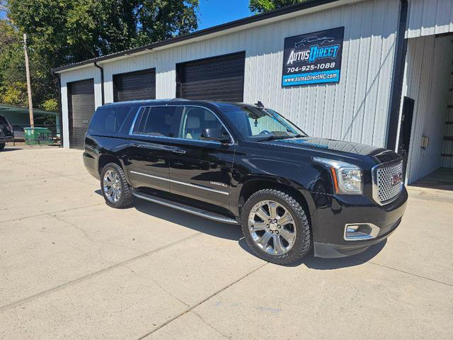 Photo of 2016 Onyx Black GMC Yukon XL