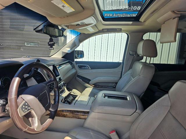 Photo of 2016 Onyx Black GMC Yukon XL