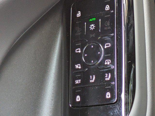 Photo of 2025 Manhattan Gray Metallic Audi Q6 e-tron