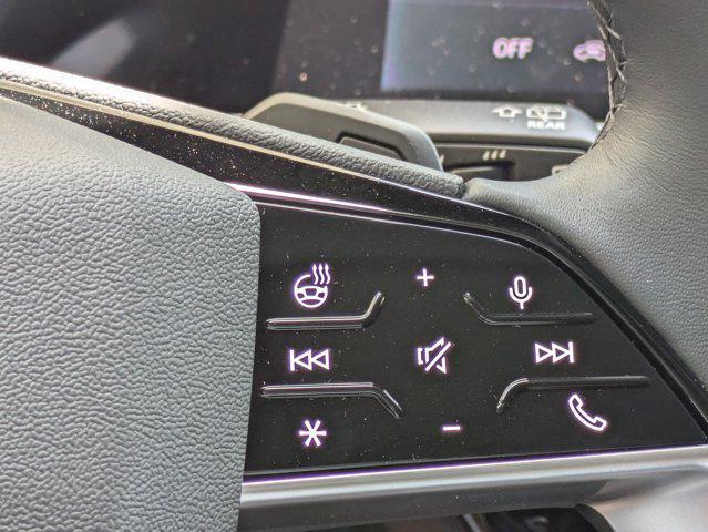 Photo of 2025 Manhattan Gray Metallic Audi Q6 e-tron