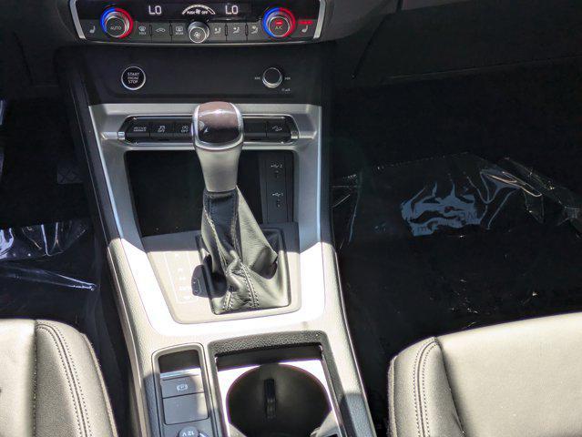 Photo of 2022 Black Metallic Audi Q3