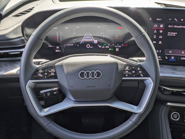 Photo of 2025 Glacier White Metallic Audi Q5