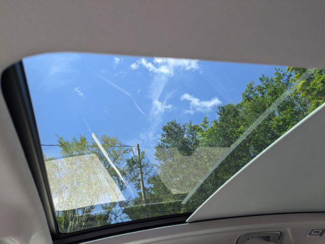 Photo of 2025 Glacier White Metallic Audi Q5