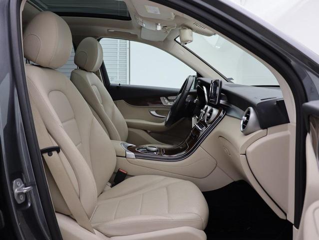 Photo of 2018 Selenite Grey Metallic Mercedes-Benz GLC 300