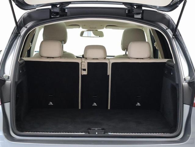 Photo of 2018 Selenite Grey Metallic Mercedes-Benz GLC 300