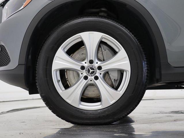 Photo of 2018 Selenite Grey Metallic Mercedes-Benz GLC 300