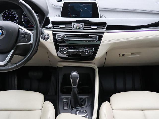 Photo of 2019 Black Sapphire Metallic BMW X2