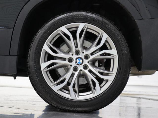 Photo of 2019 Black Sapphire Metallic BMW X2