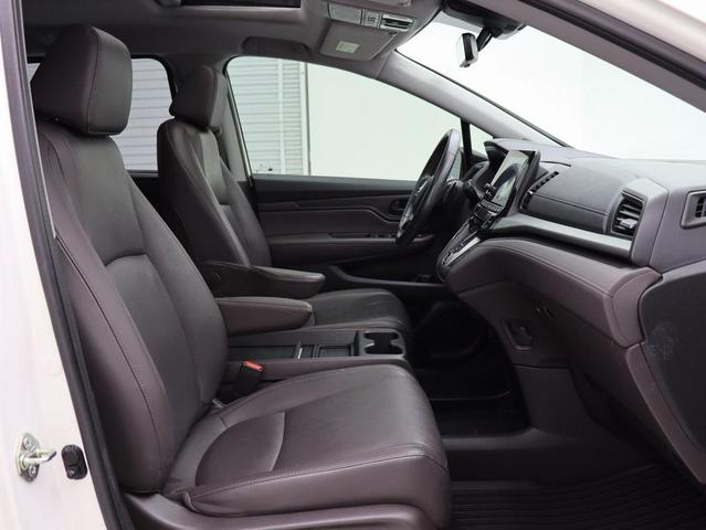 Photo of 2019 White Diamond Pearl Honda Odyssey