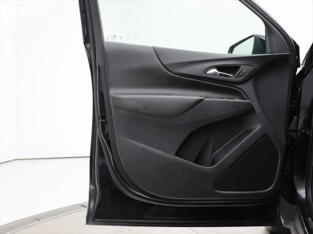 Photo of 2023 Mosaic Black Metallic Chevrolet Equinox