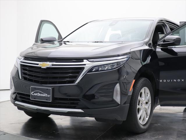 Photo of 2023 Mosaic Black Metallic Chevrolet Equinox