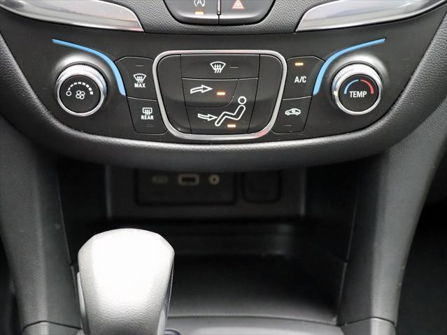 Photo of 2023 Mosaic Black Metallic Chevrolet Equinox