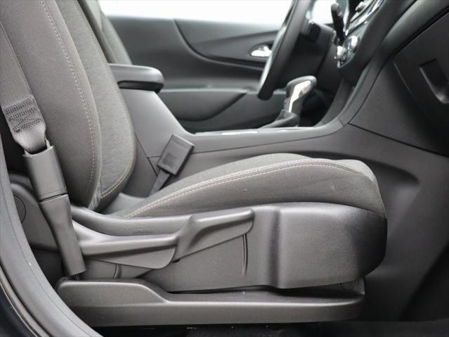 Photo of 2023 Mosaic Black Metallic Chevrolet Equinox