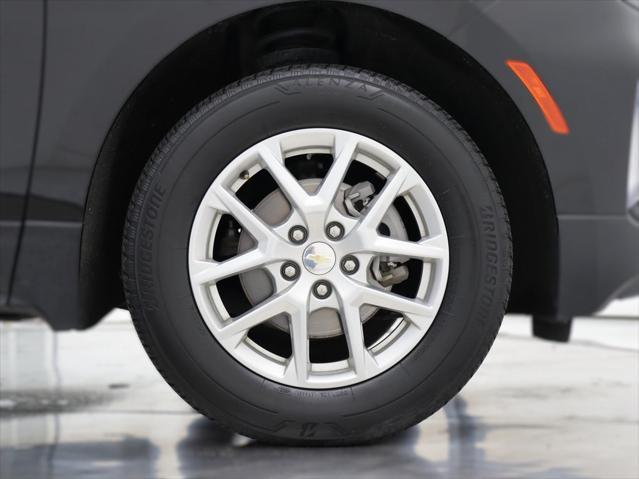Photo of 2023 Mosaic Black Metallic Chevrolet Equinox
