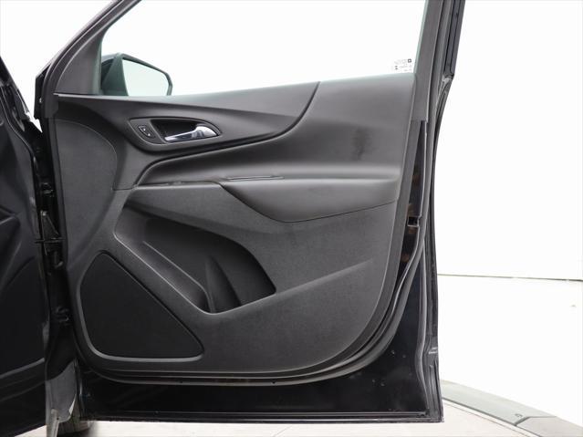 Photo of 2023 Mosaic Black Metallic Chevrolet Equinox