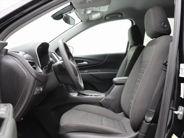 Photo of 2023 Mosaic Black Metallic Chevrolet Equinox